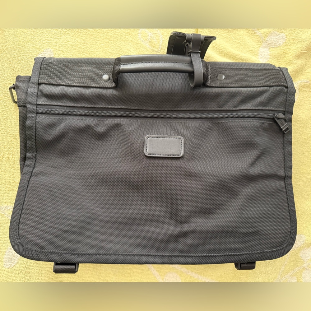 TUMI Briefcase ballistic nylon luggage tag shoulder strap laptop bag messenger